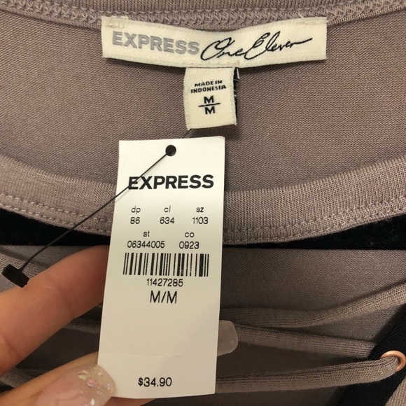 EXPRESS Tee - Picture 2 of 4